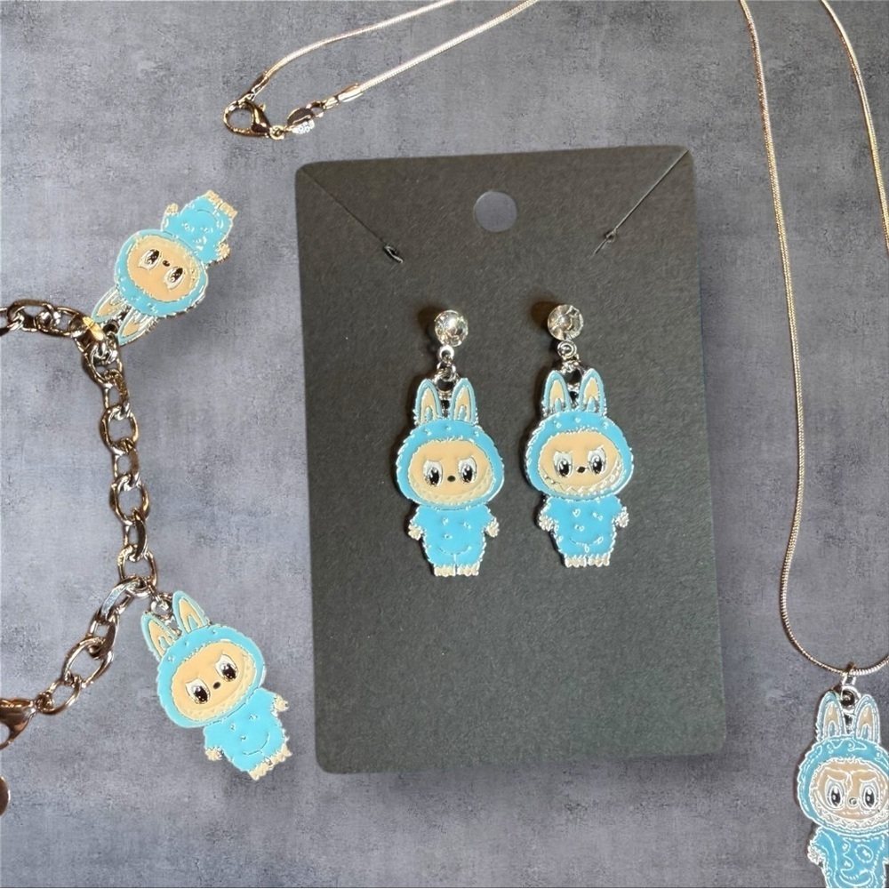 Adorable Blue Labubu Jewelry Set - Picture 3 of 4